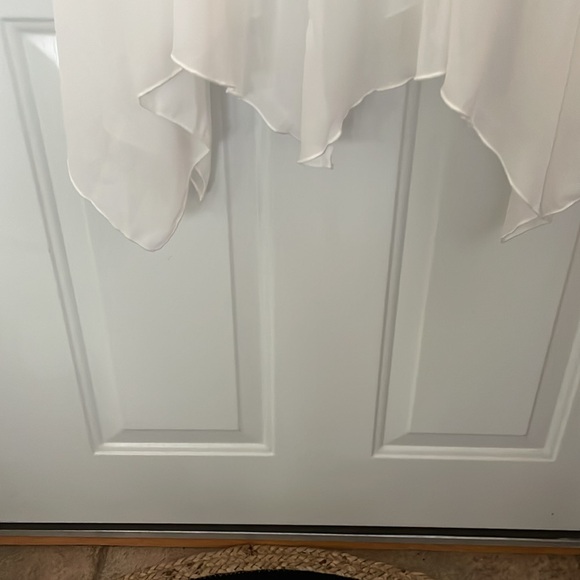 NWT Verdusa polyester fully lined elastic waist white wired bottom skirt, Size M - Picture 10 of 10